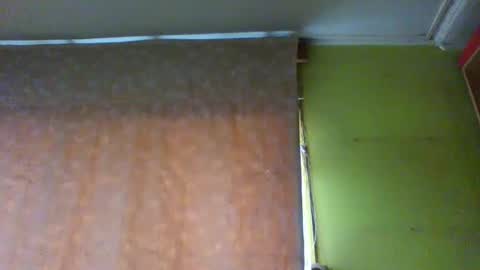 crmperez online show from December 17, 9:43 pm