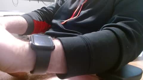 Uhmmwho online show from February 14, 8:15 pm