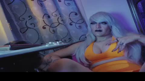 HornyFckerPhx online show from November 18, 7:34 am