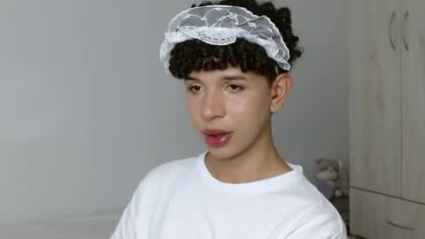 Cuddly online show from February 27, 3:37 pm