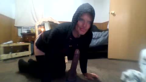 cumlovinsissygurl online show from February 5, 6:56 am