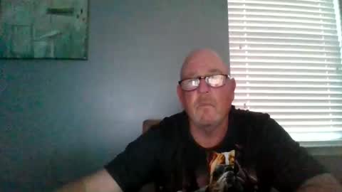 cumsalot55797187 online show from March 3, 11:23 pm