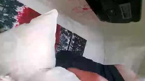 cumslutboi27 online show from February 11, 6:51 am