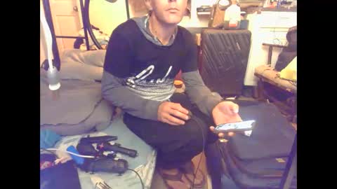 cumslutboi27 online show from October 29, 7:33 am