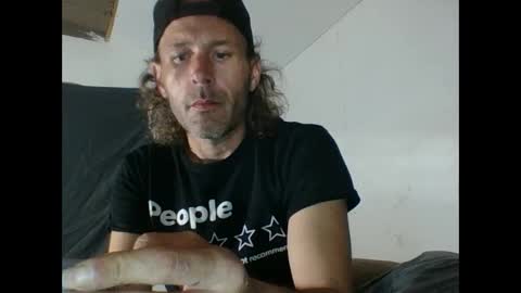 Snapshot of cumslutboi27 chatting on January 30, 1:22 am cumslutboi27 online show from January 30, 1:22 am