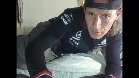 Snapshot of cumslutboi27 chatting on January 24, 6:04 pm cumslutboi27 online show from January 24, 6:04 pm
