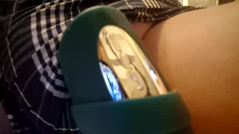 Snapshot of cumtribute2u chatting on January 29, 10:01 pm cumtribute2u online show from January 29, 10:01 pm