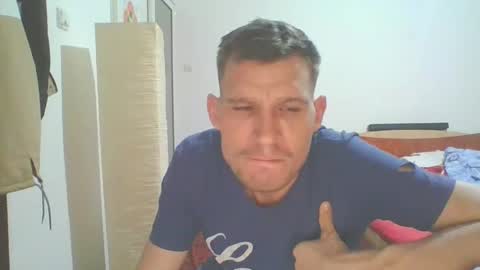 daviddello67 online show from March 29, 2:01 am