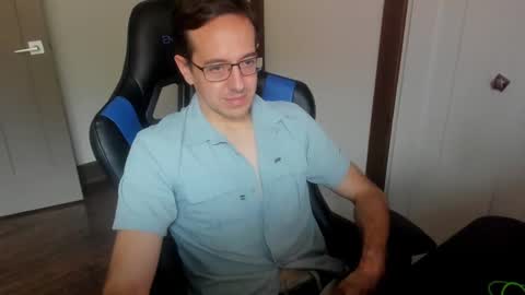 curious_10 online show from October 15, 12:13 pm