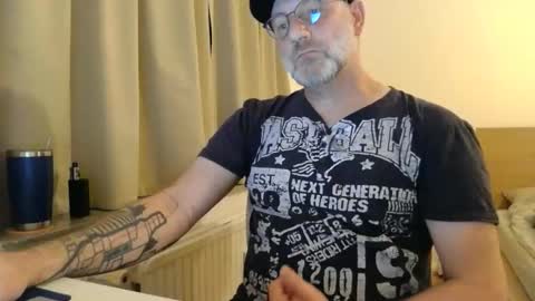 Curman85 online show from March 19, 11:41 pm