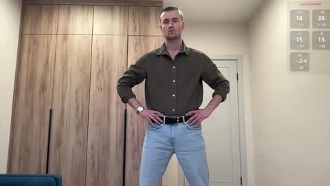 cute_skywalker online show from February 10, 2:11 pm