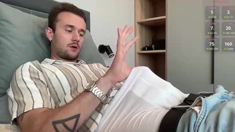 cute_skywalker online show from September 21, 3:01 pm