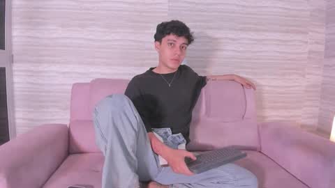 cutenaked_ online show from February 2, 11:51 am