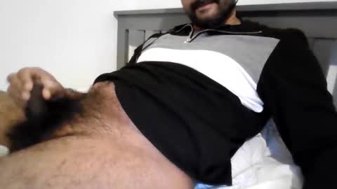 mallucutie online show from April 4, 1:08 pm