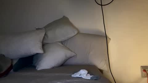 Jewbb online show from April 21, 6:08 am