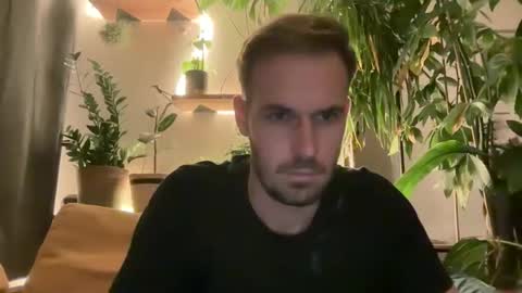 dachai10 online show from November 7, 8:01 pm