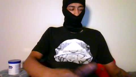 daddiesboi04 online show from April 27, 7:27 am