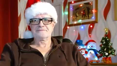 Snapshot of daddiescockforyou chatting on December 16, 9:20 pm Brian ... online show from December 16, 9:20 pm