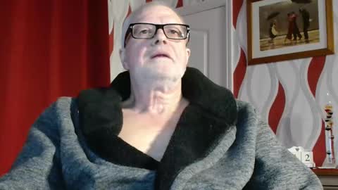 Snapshot of daddiescockforyou chatting on February 12, 9:22 pm Brian ... online show from February 12, 9:22 pm