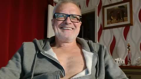 Snapshot of daddiescockforyou chatting on September 11, 8:19 pm Brian ... online show from September 11, 8:19 pm