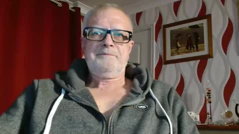 Snapshot of daddiescockforyou chatting on October 16, 8:06 pm Brian ... online show from October 16, 8:06 pm