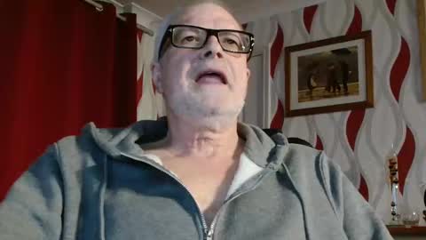 Snapshot of daddiescockforyou chatting on March 12, 9:13 pm Brian ... online show from March 12, 9:13 pm