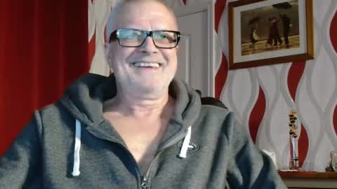 Snapshot of daddiescockforyou chatting on December 29, 9:20 pm Brian ... online show from December 29, 9:20 pm