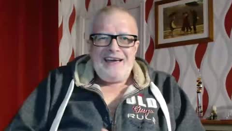Snapshot of daddiescockforyou chatting on December 4, 8:51 pm Brian ... online show from December 4, 8:51 pm