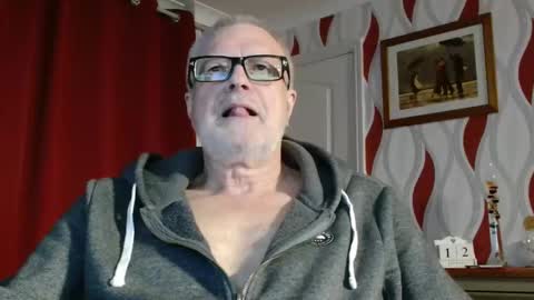 Brian ... online show from January 12, 8:57 pm