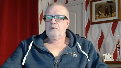Snapshot of daddiescockforyou chatting on February 16, 9:27 pm Brian ... online show from February 16, 9:27 pm