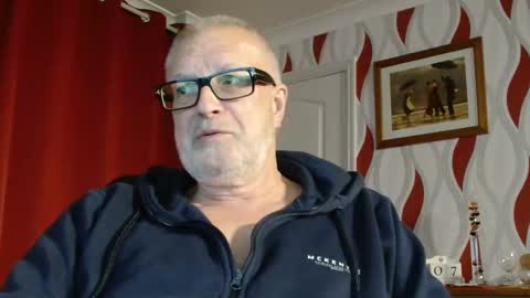 Snapshot of daddiescockforyou chatting on October 7, 8:02 pm Brian ... online show from October 7, 8:02 pm