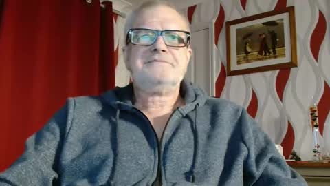 Snapshot of daddiescockforyou chatting on March 11, 9:04 pm Brian ... online show from March 11, 9:04 pm