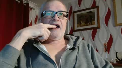 Snapshot of daddiescockforyou chatting on March 9, 9:03 pm Brian ... online show from March 9, 9:03 pm