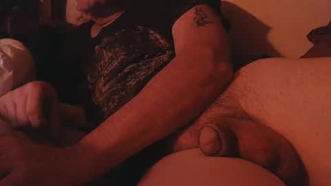 Snapshot of daddiesmonstercock chatting on January 5, 7:49 am daddiesmonstercock online show from January 5, 7:49 am