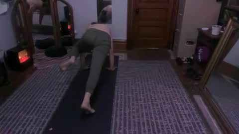 daddnextdoor online show from October 3, 2:49 am