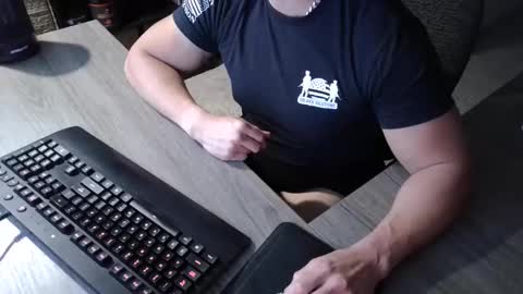 daddydilf4you online show from January 16, 4:37 am