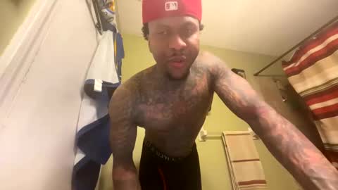 sexy tatted king bbc online show from October 20, 4:49 am