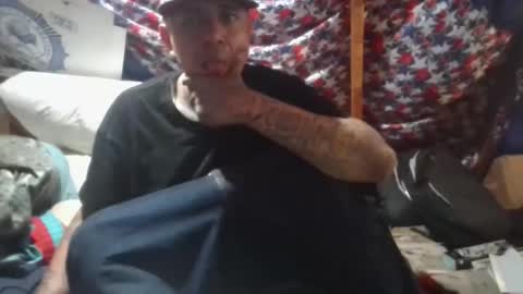 Snapshot of daddyjayare760 chatting on November 1, 2:15 am daddyjayare760 online show from November 1, 2:15 am