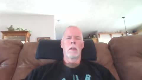 Snapshot of daddysmk chatting on November 1, 5:39 pm daddysmk online show from November 1, 5:39 pm