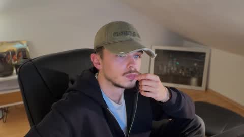 Daimon  online show from October 30, 2:35 am