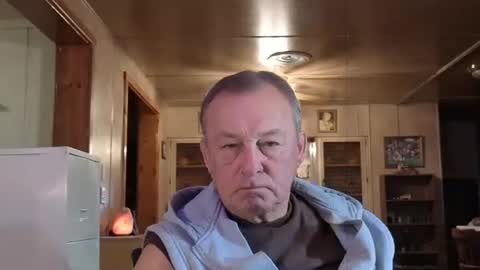 dakit online show from December 18, 3:08 pm