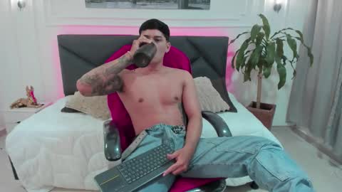 DAMIAN online show from November 28, 12:18 pm