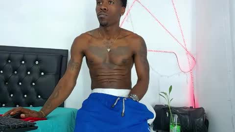 damian_hart_24cm online show from April 2, 4:37 pm