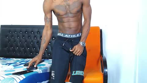 damian_hart_24cm online show from February 12, 1:37 pm