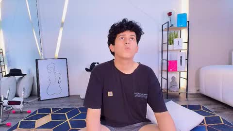 damian_salvatoree online show from November 26, 8:06 am