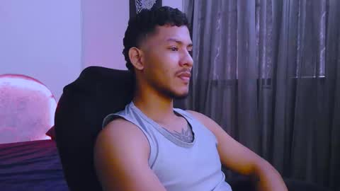 instagram damiannreed. online show from March 27, 2:18 pm