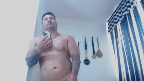 dammuscle online show from October 7, 5:50 pm