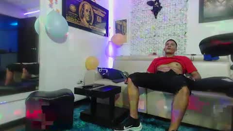 damyan_2003 online show from February 1, 4:35 am