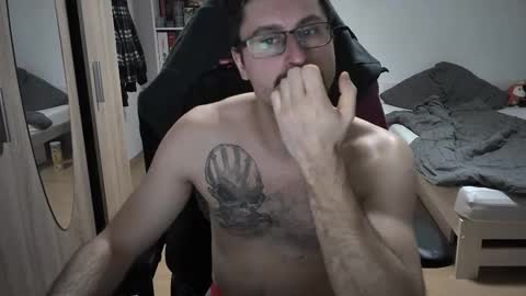 King Dan online show from December 18, 8:05 pm