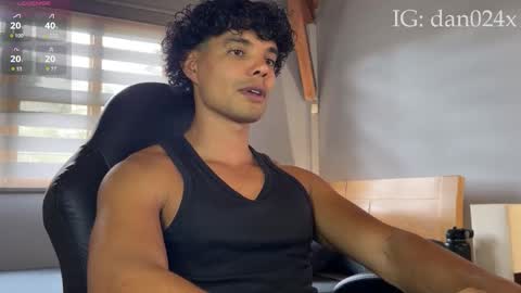 Daniel  online show from October 22, 7:27 pm